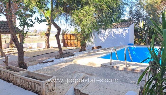 Te koop - Huis - Finca - Cortijo - Orihuela - Orihuela Centro