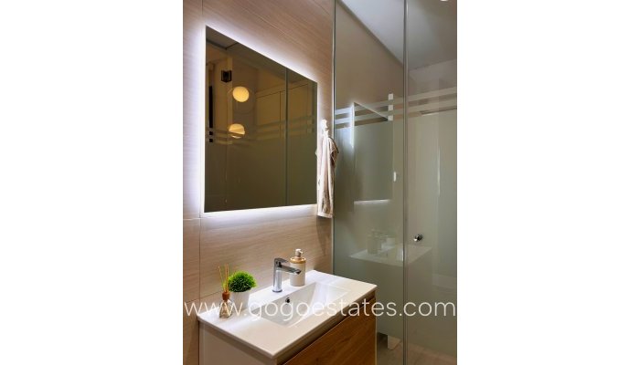 Te koop - Appartement - Appartement op de middelste verdieping - Torrevieja - Playa del Cura