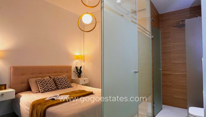 Te koop - Appartement - Appartement op de middelste verdieping - Torrevieja - Playa del Cura