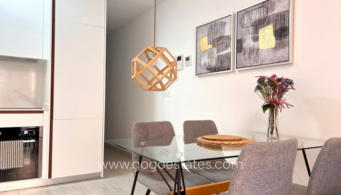 Te koop - Appartement - Appartement op de middelste verdieping - Torrevieja - Playa del Cura