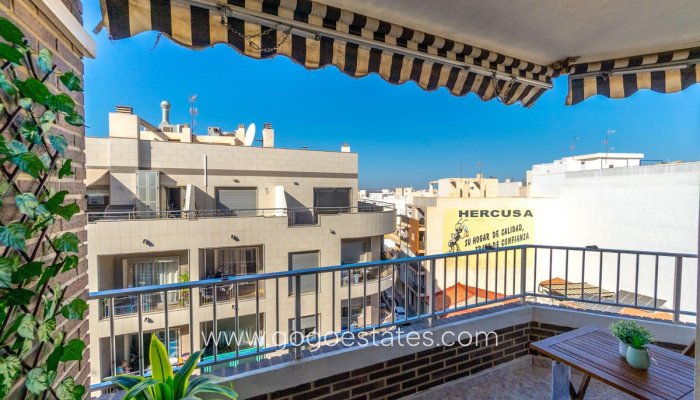Te koop - Appartement - Appartement op de middelste verdieping - Torrevieja - Torrevieja Centro