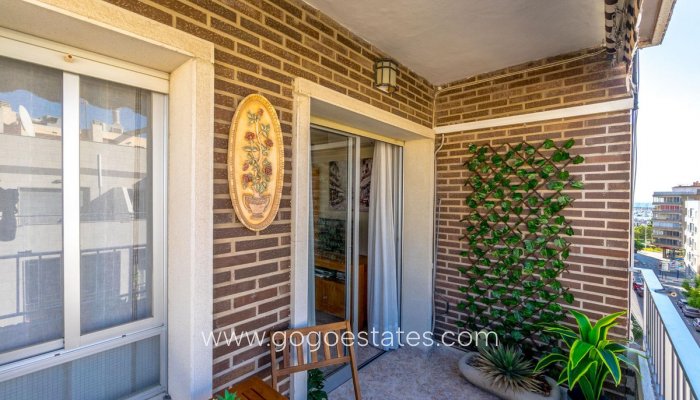 Te koop - Appartement - Appartement op de middelste verdieping - Torrevieja - Torrevieja Centro