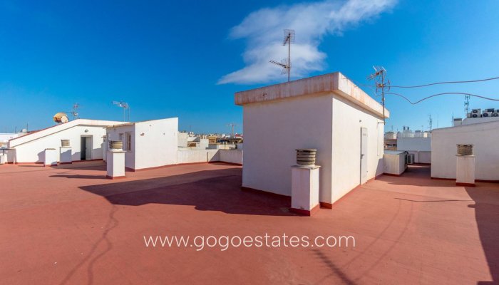 Te koop - Appartement - Appartement op de middelste verdieping - Torrevieja - Torrevieja Centro