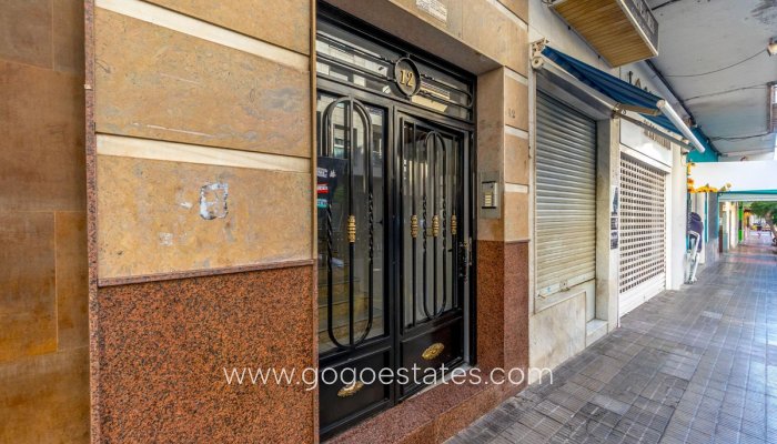 Te koop - Appartement - Appartement op de middelste verdieping - Torrevieja - Torrevieja Centro