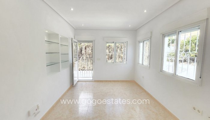 Te koop - Huis - Vrijstaande Villa - Rojales - Ciudad Quesada