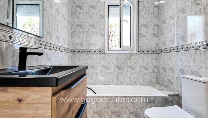 Te koop - Huis - Vrijstaande Villa - Rojales - Ciudad Quesada