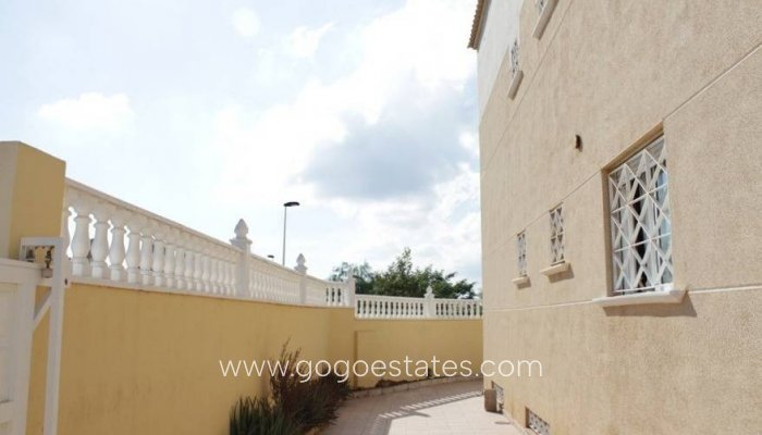 Te koop - Huis - Vrijstaande Villa - Torrevieja - LA SIESTA