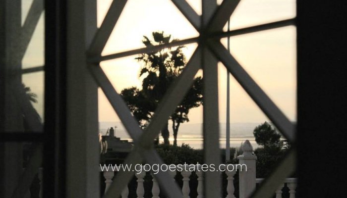 Te koop - Huis - Vrijstaande Villa - Torrevieja - LA SIESTA