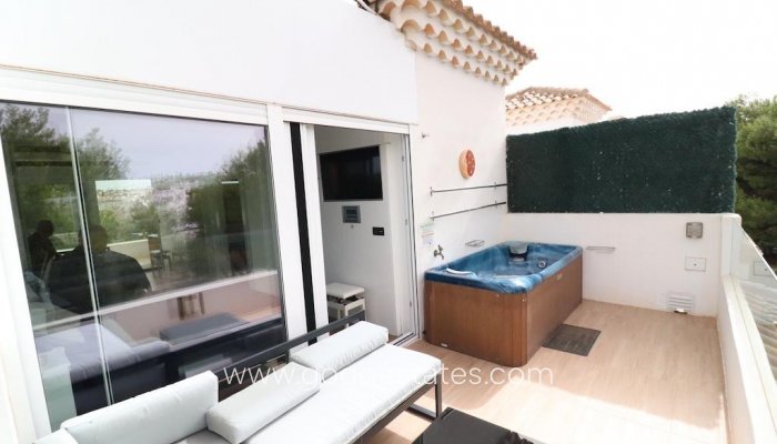 Te koop - Huis - Vrijstaande Villa - Orihuela - Orihuela Costa