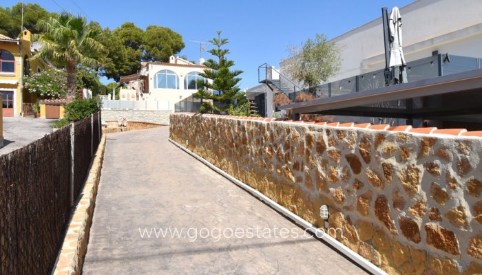 Te koop - Huis - Vrijstaande Villa - Orihuela - Los Balcones