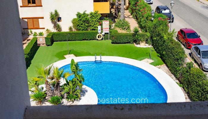 Te koop - Appartement - Appartement op de middelste verdieping - Orihuela - Punta Prima