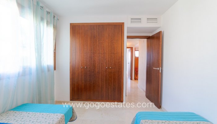 Te koop - Appartement - Appartement op de middelste verdieping - Orihuela - Punta Prima