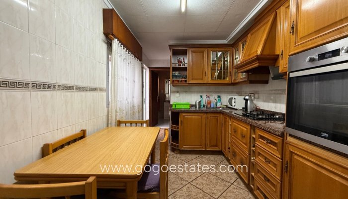 Te koop - Huis - Stadswoning - Torrevieja - Torrevieja Centro