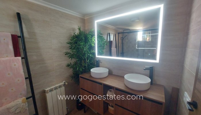 Te koop - Huis - Vrijstaande Villa - Benidorm - Benidorm Centro