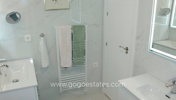 Te koop - Huis - Bungalow - Orihuela - Orihuela Costa