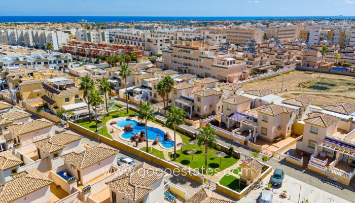 Te koop - Appartement - Penthouse Duplex - Orihuela - Villamartin