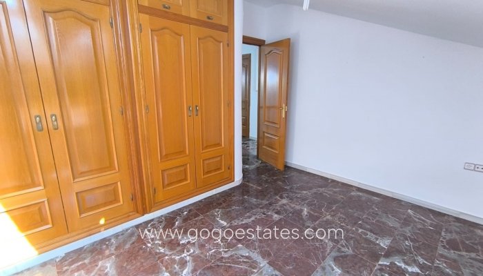 Te koop - Huis - Stadswoning - Sax - Sax Centro