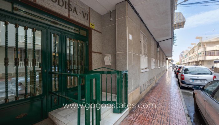 Te koop - Appartement - Appartement op de middelste verdieping - Torrevieja - Torrevieja Centro