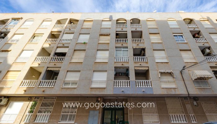Te koop - Appartement - Appartement op de middelste verdieping - Torrevieja - Torrevieja Centro