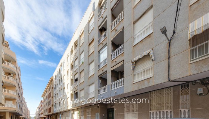 Te koop - Appartement - Appartement op de middelste verdieping - Torrevieja - Torrevieja Centro