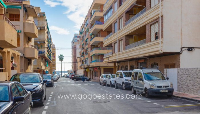 Te koop - Appartement - Appartement op de middelste verdieping - Torrevieja - Torrevieja Centro
