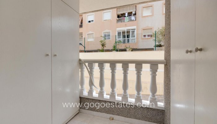 Te koop - Appartement - Appartement op de middelste verdieping - Torrevieja - Torrevieja Centro