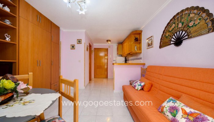 Te koop - Appartement - Appartement op de middelste verdieping - Torrevieja - Torrevieja Centro