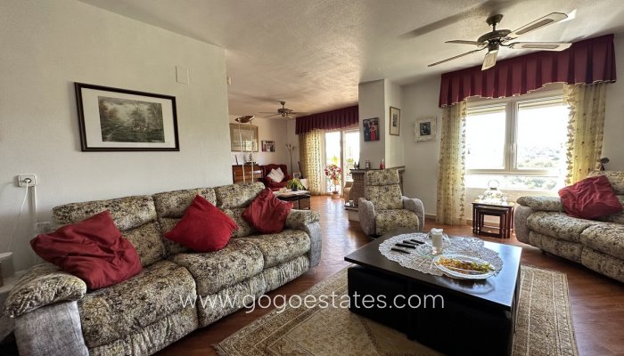 Te koop - Huis - Vrijstaande Villa - Orihuela - Villamartin