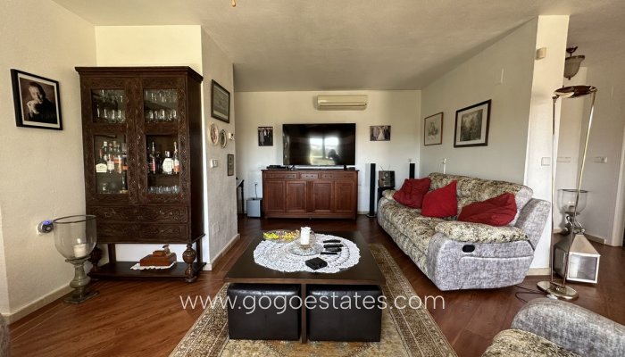 Te koop - Huis - Vrijstaande Villa - Orihuela - Villamartin