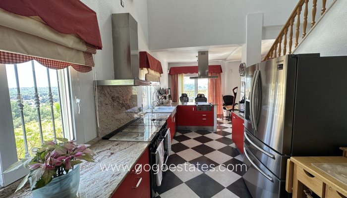 Te koop - Huis - Vrijstaande Villa - Orihuela - Villamartin