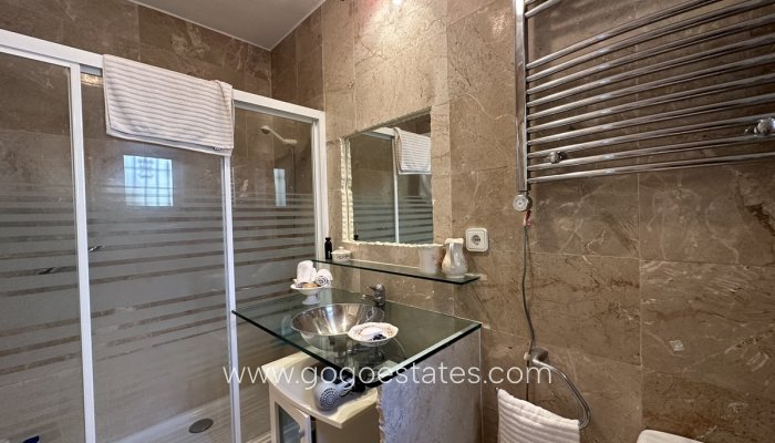 Te koop - Huis - Vrijstaande Villa - Orihuela - Villamartin