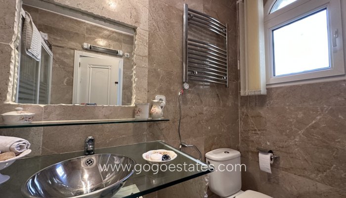 Te koop - Huis - Vrijstaande Villa - Orihuela - Villamartin