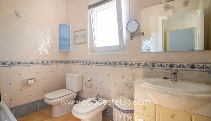 Te koop - Huis - Vrijstaande Villa - Calpe - Calpe Centro