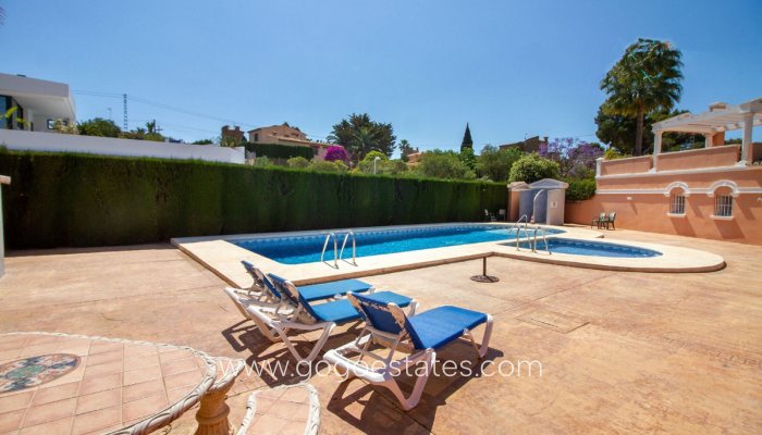 Te koop - Huis - Vrijstaande Villa - Calpe - Calpe Centro
