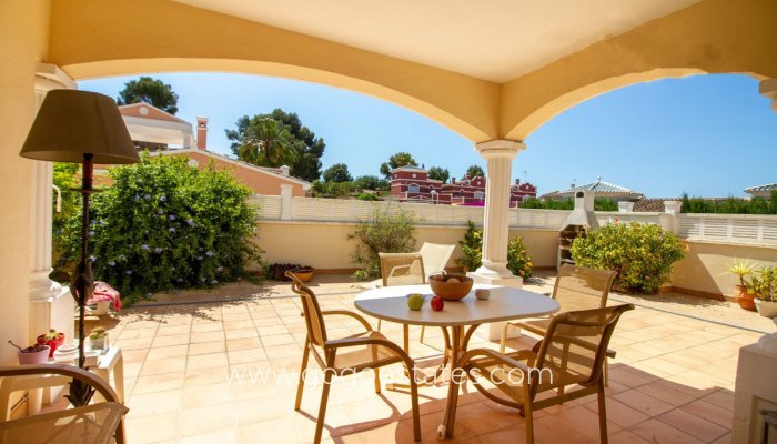 Te koop - Huis - Vrijstaande Villa - Calpe - Calpe Centro