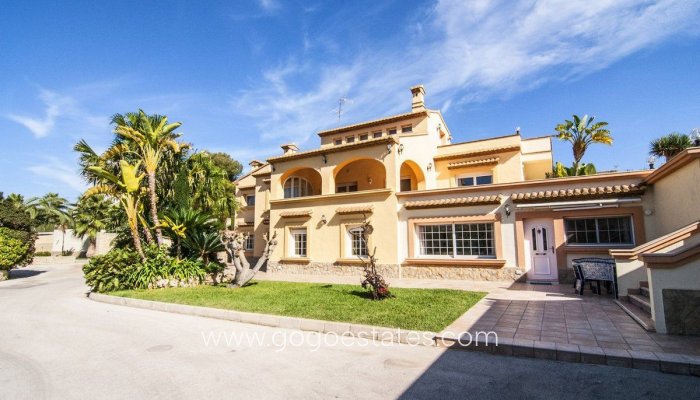 Te koop - Huis - Vrijstaande Villa - Benissa - Benissa Centro