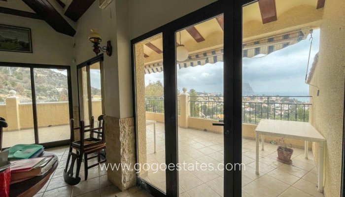 Te koop - Huis - Vrijstaande Villa - Calpe - Calpe Centro