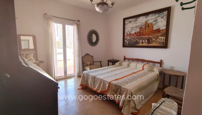 Te koop - Huis - Vrijstaande Villa - Calpe - Calpe Centro