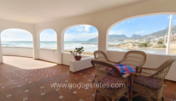 Te koop - Huis - Vrijstaande Villa - Calpe - Calpe Centro