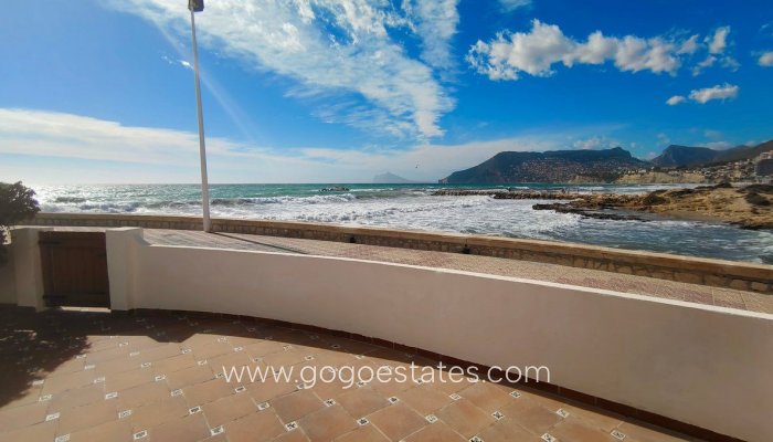 Te koop - Huis - Vrijstaande Villa - Calpe - Calpe Centro