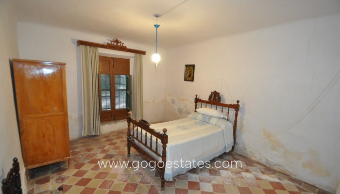 Te koop - Huis - Stadswoning - Pinoso - Pinoso Centro