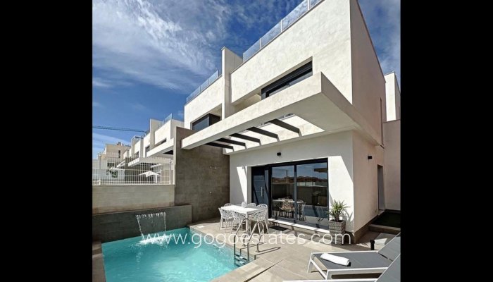 Te koop - Huis - Vrijstaande Villa - Orihuela - Villamartin