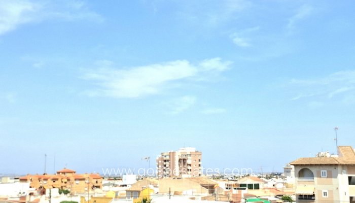 Resale - Apartment - Middle Floor Apartment - Torrevieja - Torrevieja Centro