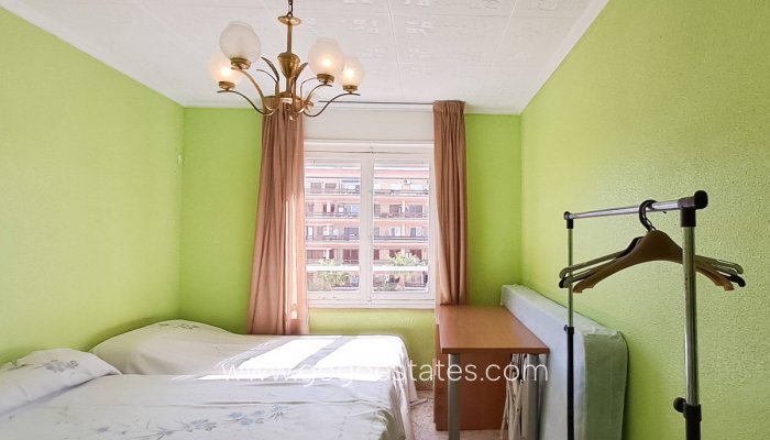 Te koop - Appartement - Penthouse Duplex - Torrevieja - Torrevieja Centro