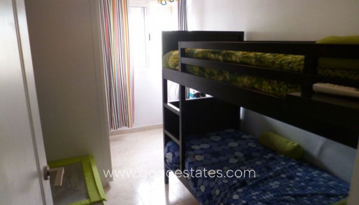 Te koop - Appartement - Appartement op de middelste verdieping - Orihuela - La Florida