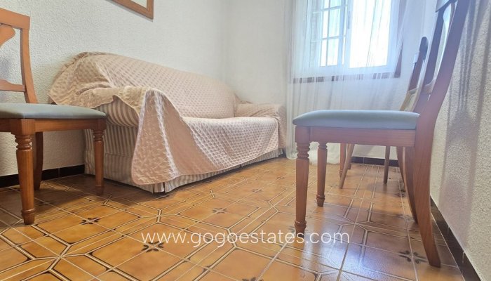 Te koop - Huis - Halfvrijstaande woning - Torrevieja - Torrevieja Centro
