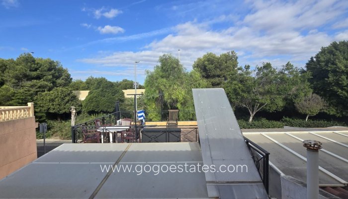 Te koop - Huis - Halfvrijstaande woning - Torrevieja - Torrevieja Centro