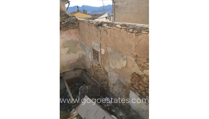 Te koop - Perceel - Land - Onil - Onil Centro