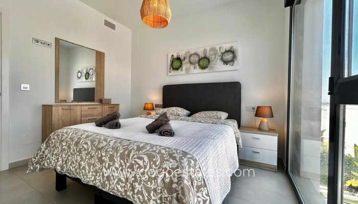 Te koop - Huis - Vrijstaande Villa - Orihuela - Orihuela Costa