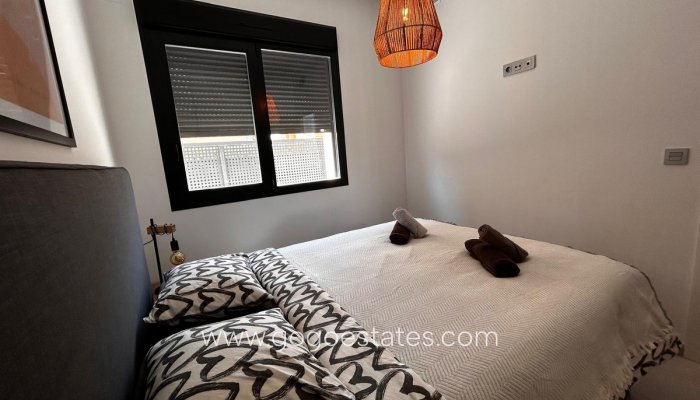 Te koop - Huis - Vrijstaande Villa - Orihuela - Orihuela Costa